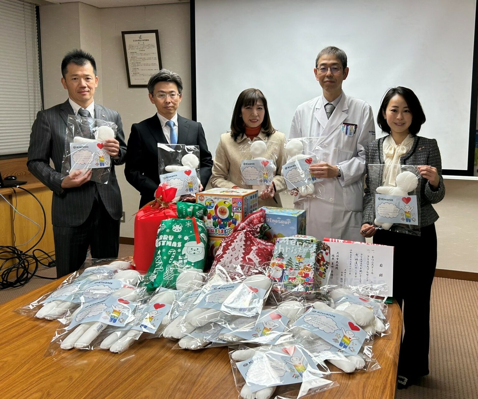 Kiwanis Ogaki Christmas Gifts of Comfort Kiwanis AsiaPacific Region